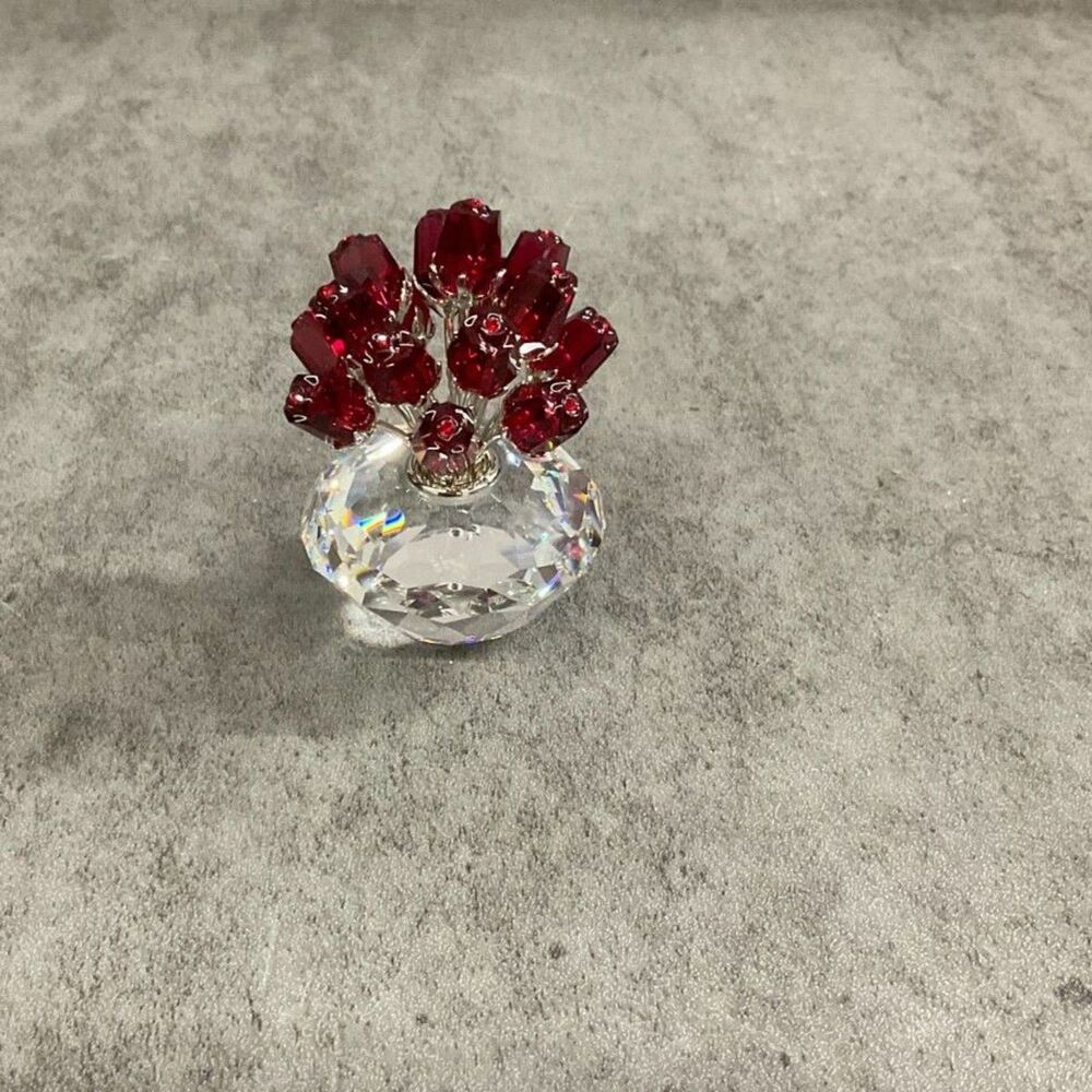 Swarovski red crystal rose bouquet